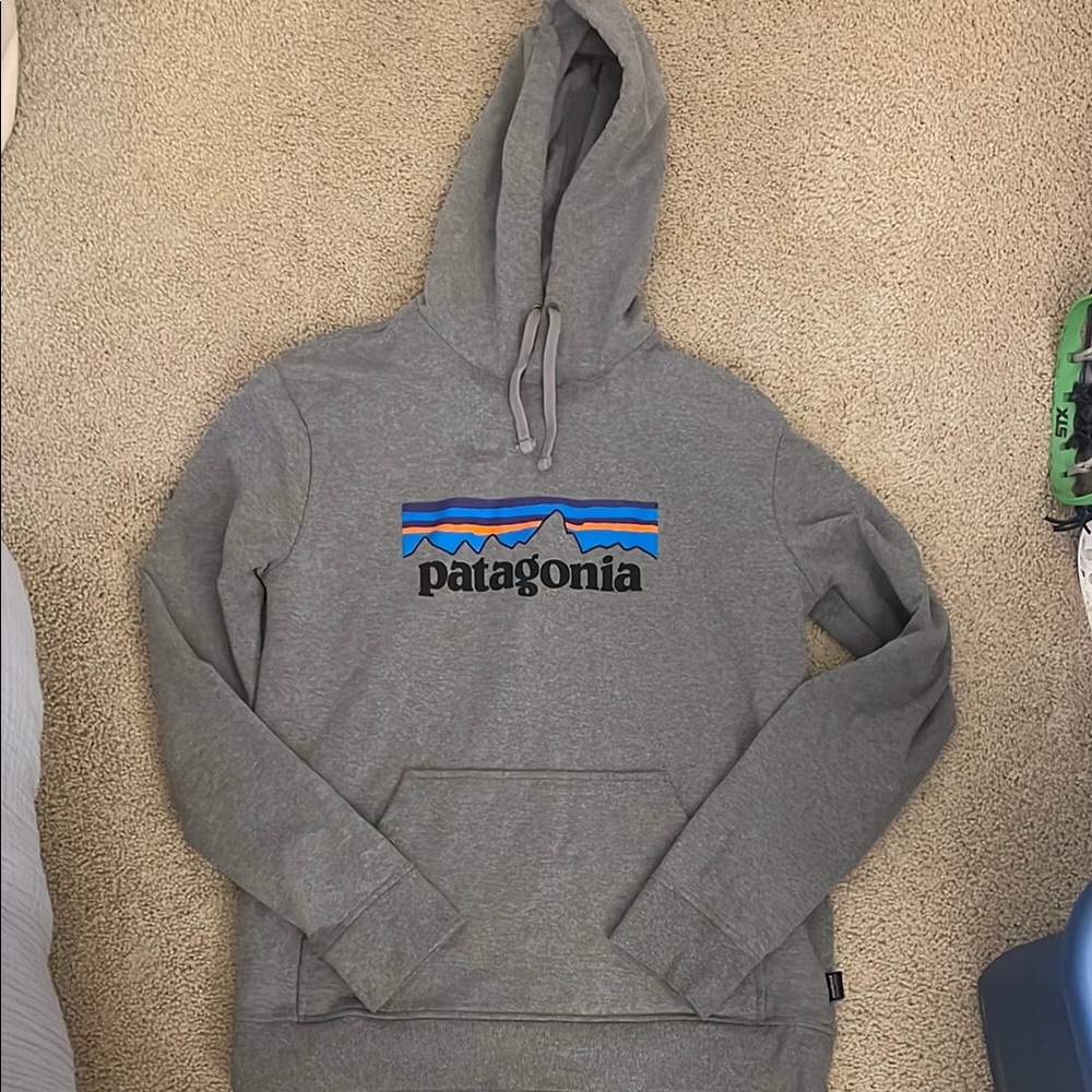 Patagonia Gray Quarter-Zip Sweater with Stand-Up Collar